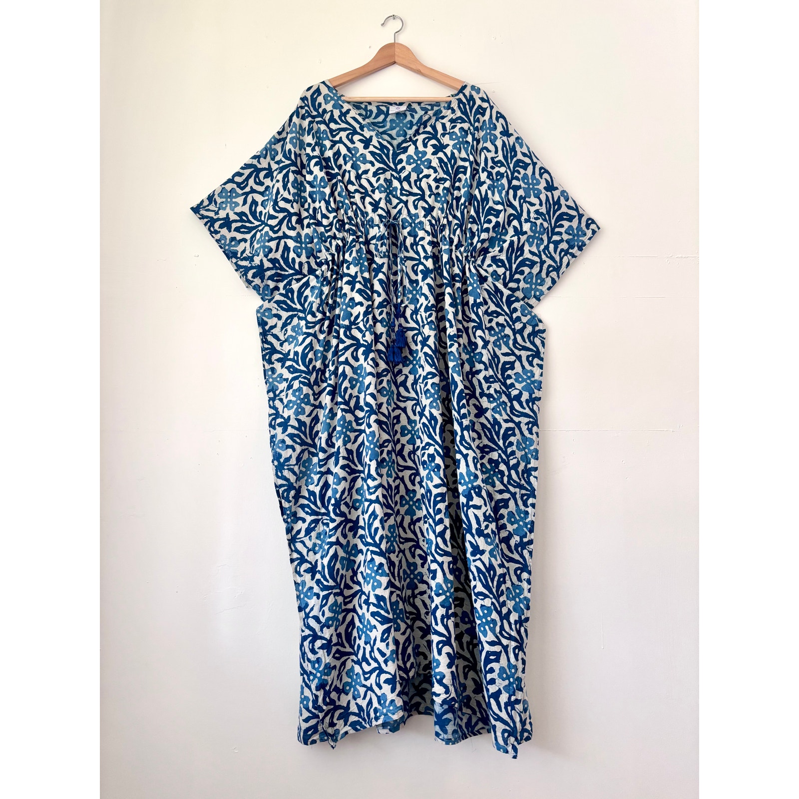 $285 Pax Philomena Indigo Floral Block Printed 100% Cotton Kaftan Boho- One Size — image 3 of 7